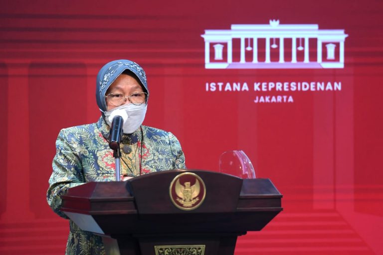 DPR Cecar soal 21 Juta Data Ganda Bansos, Risma Mengaku Nggeliyeng