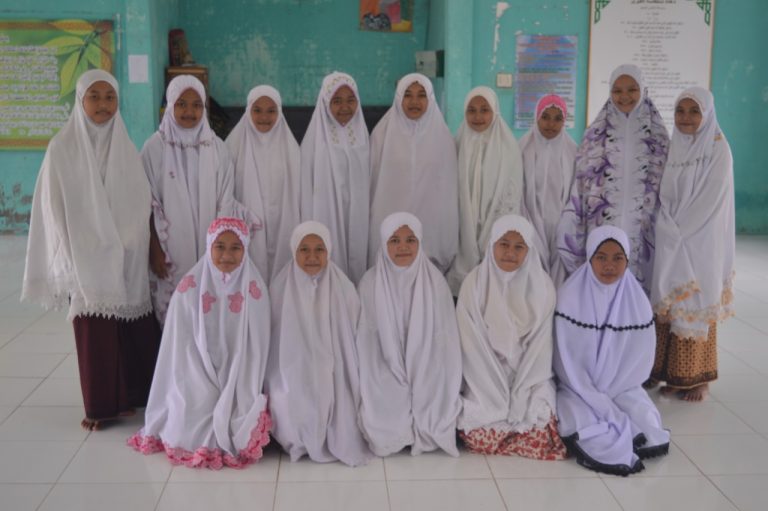 Menjadi Muslimah Produktif di Era Milenial