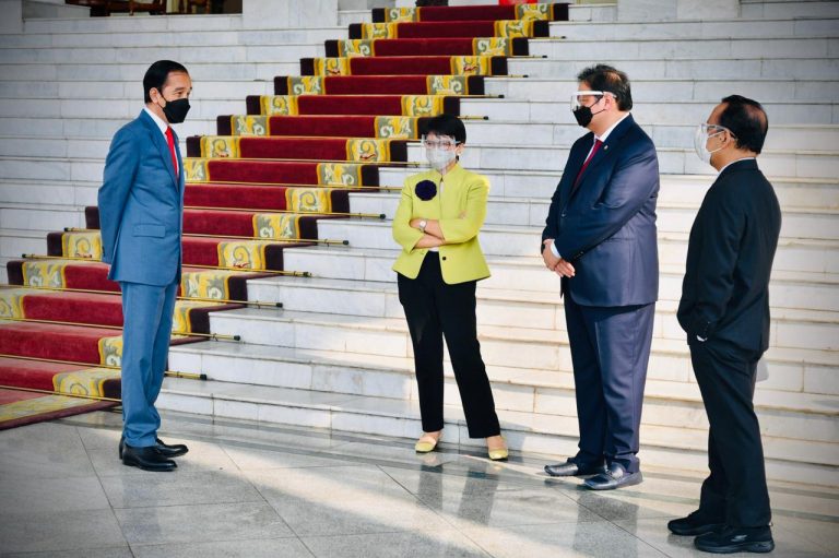 Jokowi Ajak Vietnam Turunkan Hambatan di Bidang Ekonomi