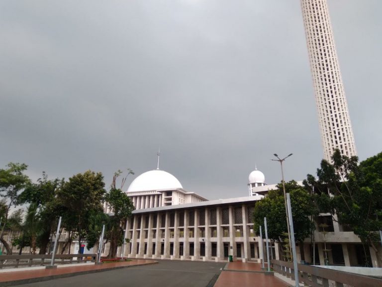 Hingga hari Ke-empat, 1500 Jamaah perhari Tarawih di Istiqlal