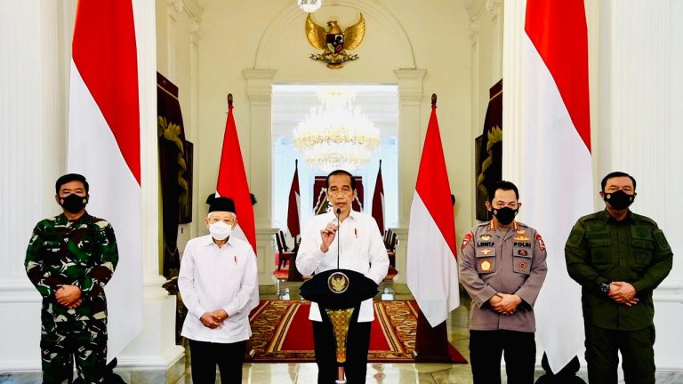 Dukacita bagi 53 Prajurit KRI Nanggala 402, Presiden: Pengabdian Saudara Akan Terpatri di Sanubari Seluruh Rakyat Indonesia