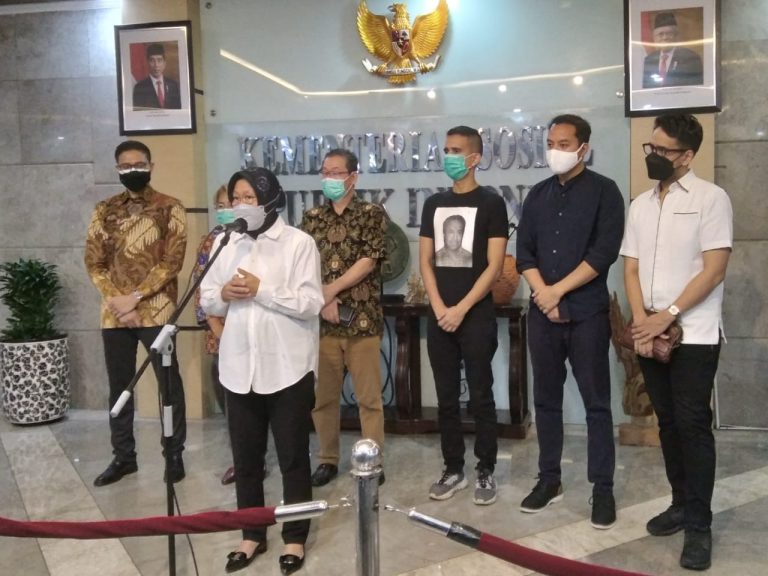 Mensos Risma Bolak-Balik Jakarta-NTT, Ini Alasannya