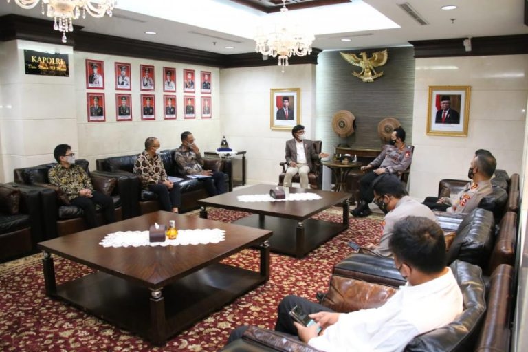 Temui Kapolri, Menkominfo Perkuat Kerja Sama Pembangunan Infrastruktur TIK