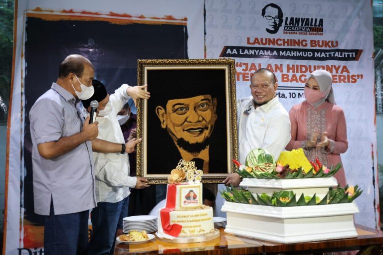 Ketua DPD RI Launching Buku Sederhana, Berharap Jadi Inspirasi dan Motivasi Anak Bangsa