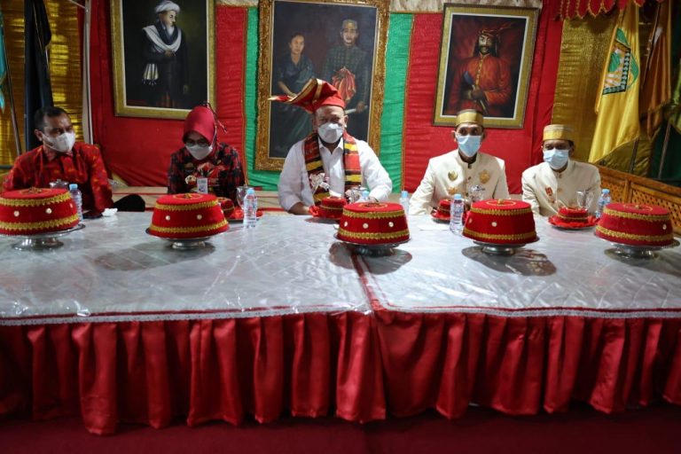 Lanyalla Menyampaikan Warga Takalar Bijak Gunakan Uang Ganti Rugi Lahan Bendungan