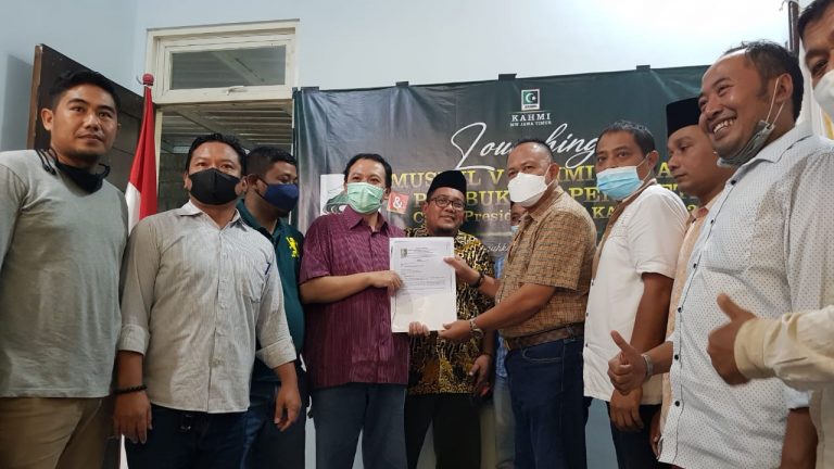 Dokter Agung Daftar Calon Ketua KAHMI Jawa Timur