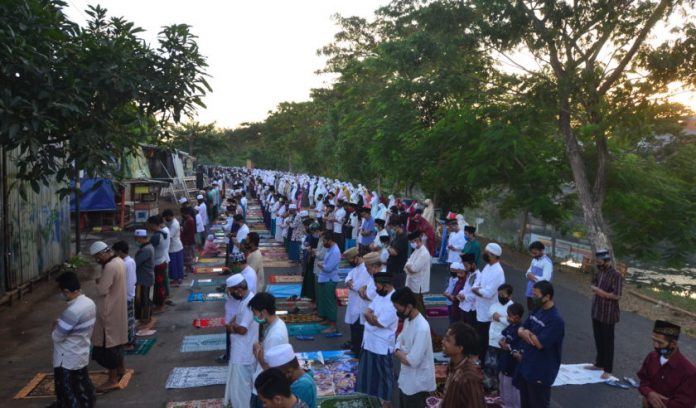 Tata Cara Sholat Idul Adha