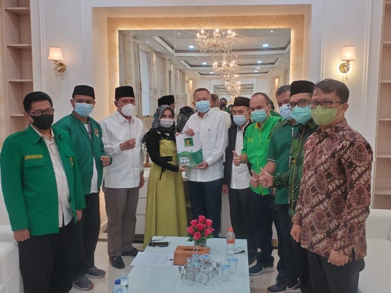 Formatur PPP Jatim Serahkan Susunan Kepengurusan Baru ke DPP