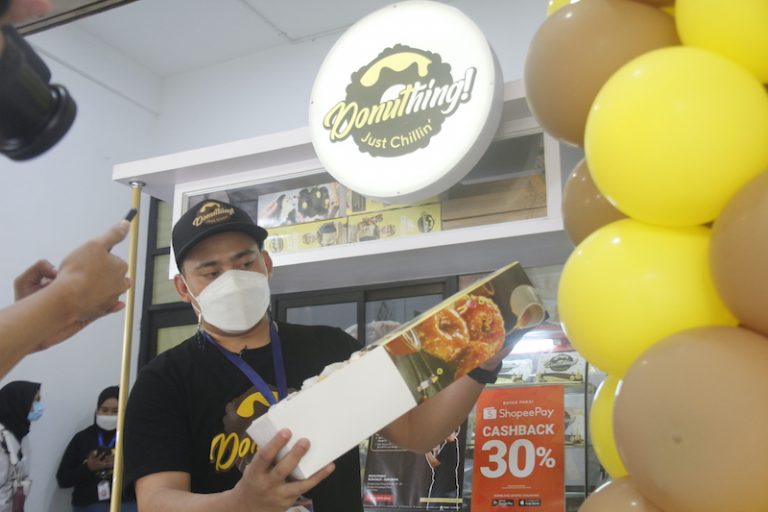 Sukses di Jabodetabek, Donuthing! Buka Pabrik di Surabaya