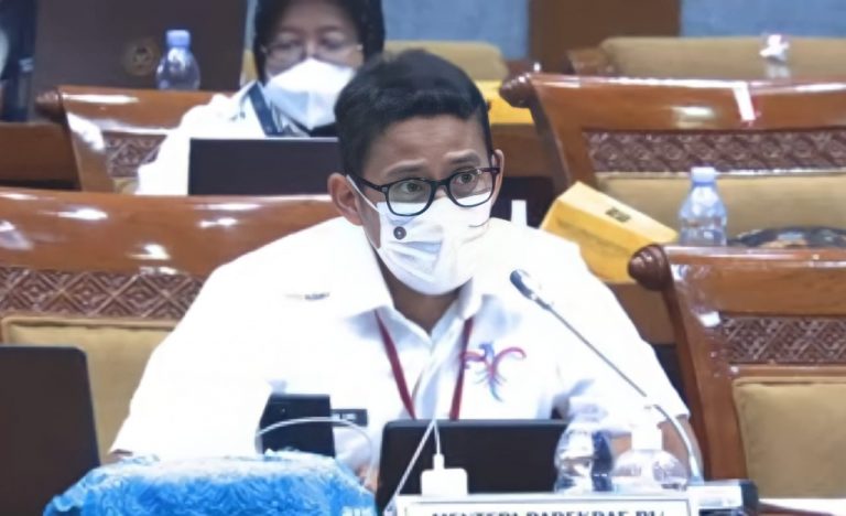 Komentar Sandiaga soal Pelanggar Prokes di Holywings Kemang