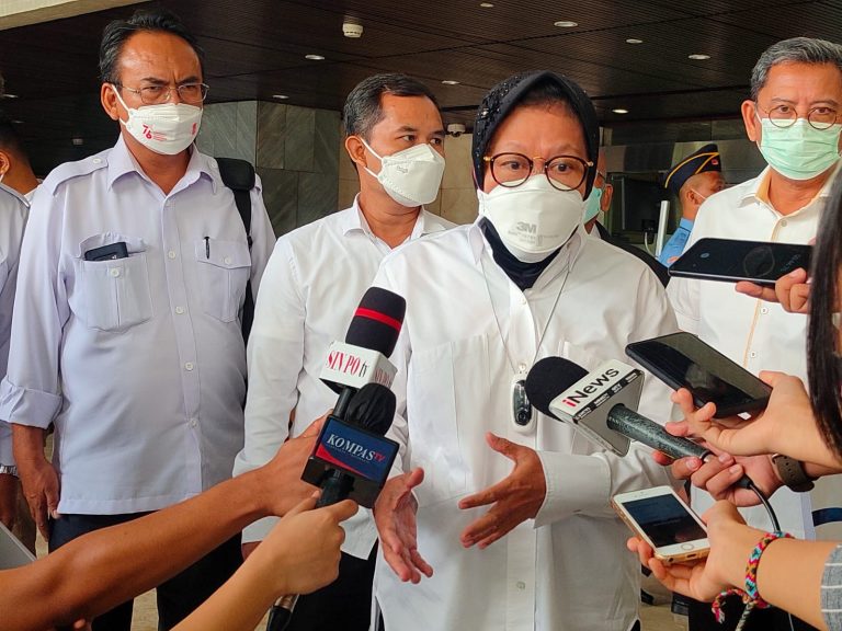 Mensos Siapkan Bantuan Rp300 Ribu untuk Yatim Piatu Terdampak Covid