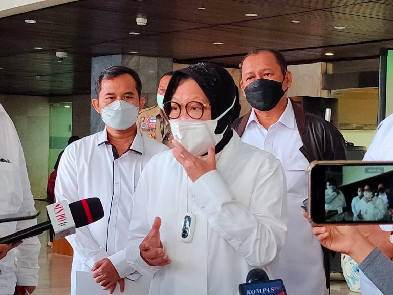 Tri Rismaharini Akan Mreteli Data Bansos