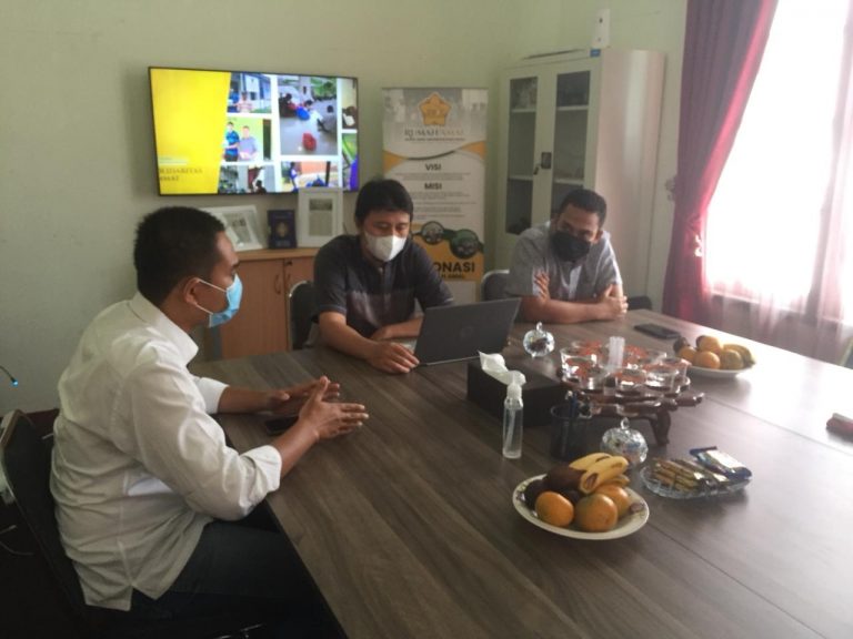 Laznas Yakesma Aceh dan Rumah Amal USK Kerja Sama Pemberdayaan Usaha Mikro