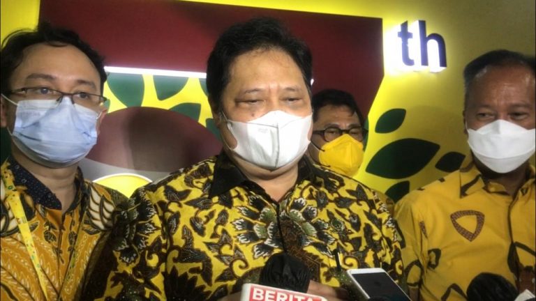 Akui Siap Maju Pilpres 2024 ke Presiden Jokowi, Airlangga: Doanya Semoga Mabrur