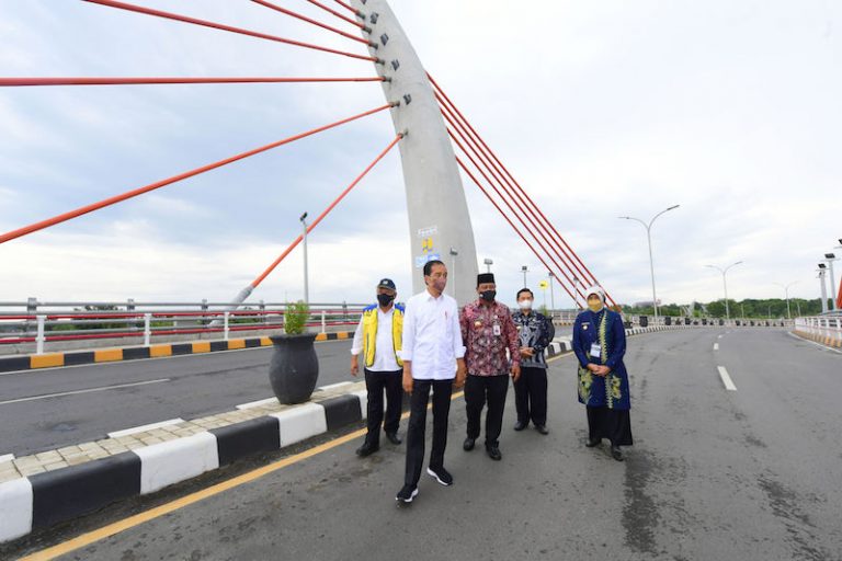 Jembatan Sei Alalak diresmikan Presiden, Koneksikan Kalteng dan Kalsel