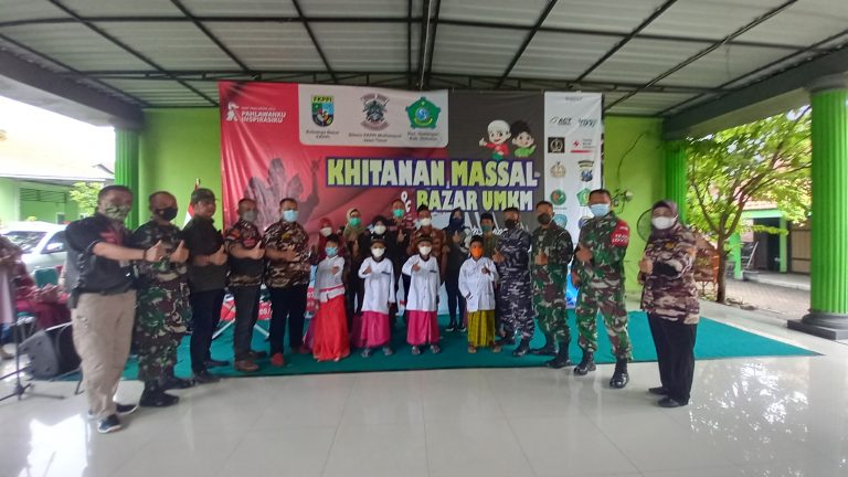Bikers FKPPI Motherland Jatim Gandeng Kecamatan Gedangan Gelar Khitanan Massal Dan Bazar UMKM