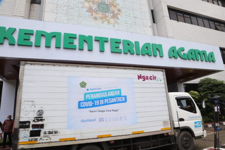 Tanggulangi Covid-19, Kemenag Salurkan Bantuan untuk 1.000 Pesantren dan 269 Madrasah