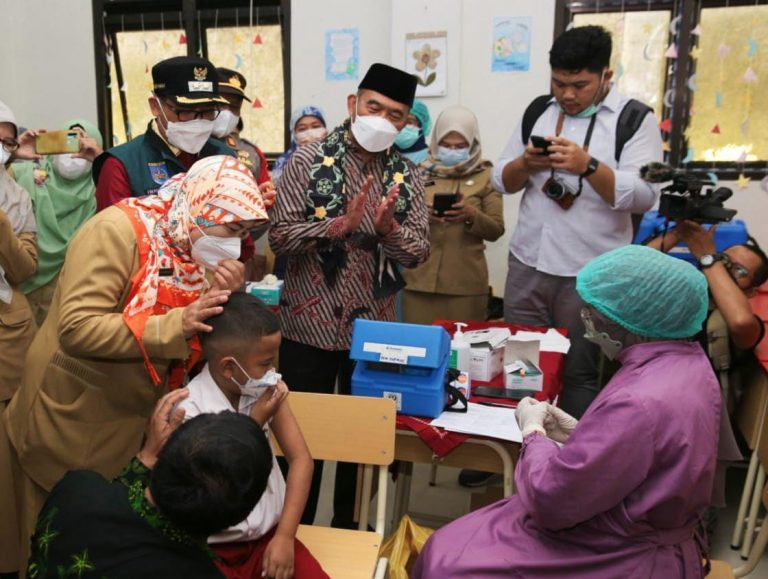 Vaksinasi Covid-19 Anak Usia 6-11 Tahun Resmi Dimulai