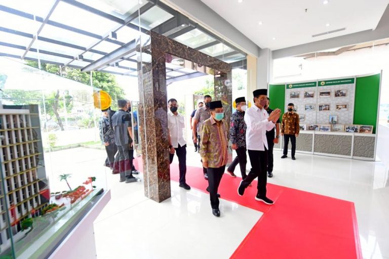 Presiden Jokowi Resmikan Gedung Kantor Pimpinan Pusat Dewan Masjid Indonesia