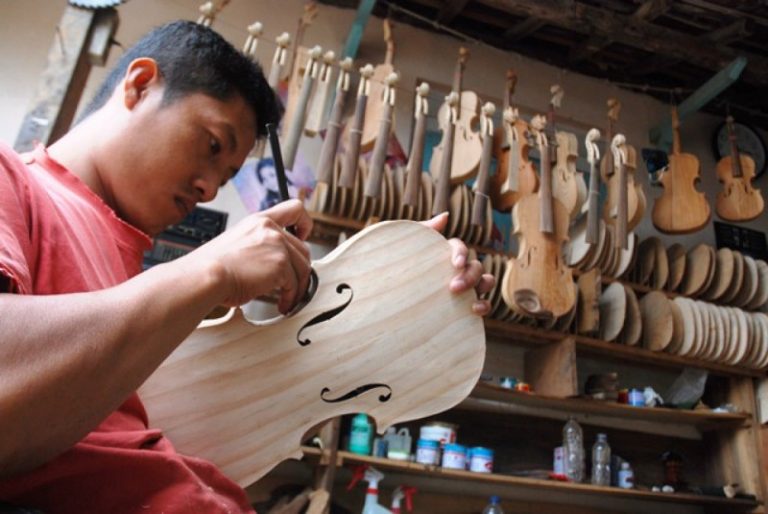 Pemda Beri Insentif Fiskal ke Pengusaha untuk Dorong Investasi