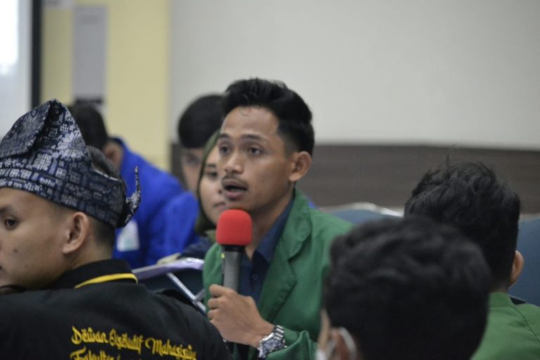 DEMA-F Syariah IAIN Langsa minta Walikota copot Kadis PU Langsa