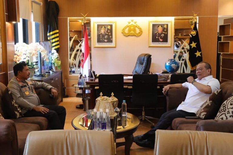 Kunjungi Polda Sulsel, LaNyalla Apresiasi Kinerja Kapolda Nana Sudjana Bongkar Berbagai Kasus