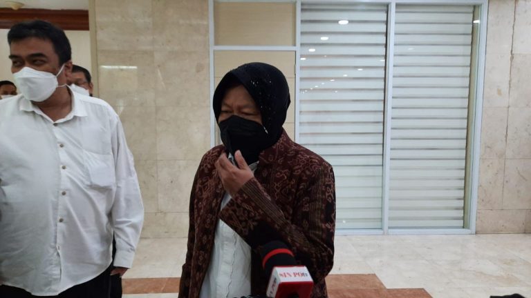 Sekjen Kemensos Dikeluarkan dari Ruang Rapat, Ini Tanggapan Risma