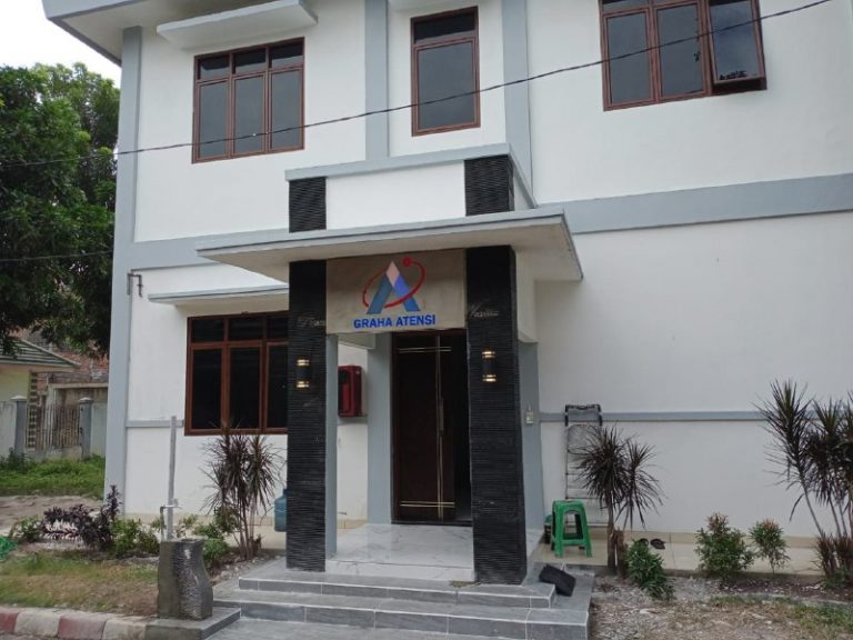 Lockdown Kantor Kemensos, Risma Ungkap 60 Pegawai Positif Covid-19 