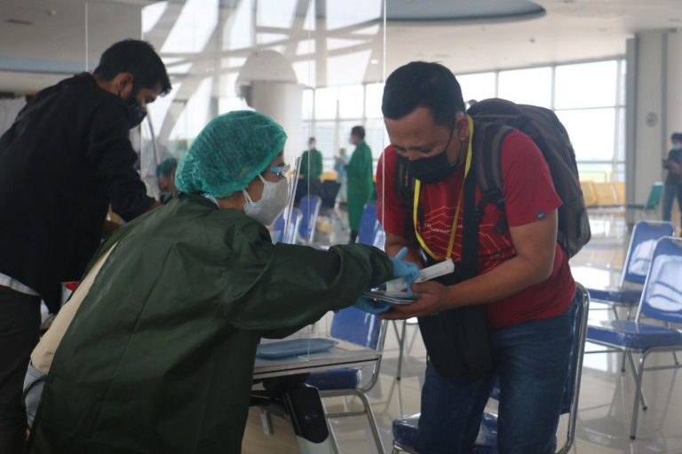 Kembali Layani Penerbangan Internasional, 149 PMI Dari Brunei Tiba di Bandara Juanda