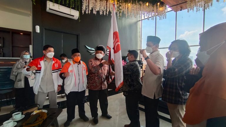 Milenial Jatim Deklarasikan Siap Jadi Bakal Caleg PKS, Presiden PKS: Anak Muda Harus Jadi Subjek Politik