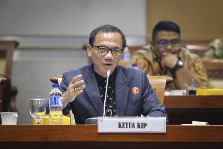 Komisi I DPR RI Tetapkan 7 Anggota KI Pusat Periode 2021-2025