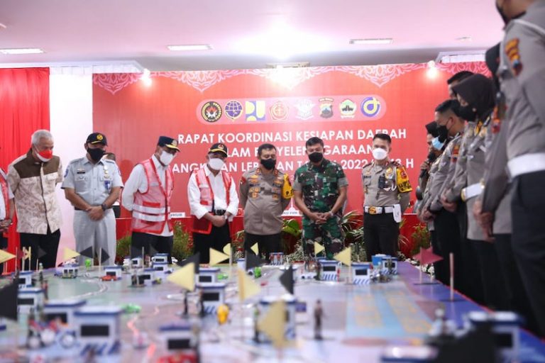 Menko PMK Pimpin Rakor di Semarang, Tekankan 4 Hal Hadapi Arus Mudik
