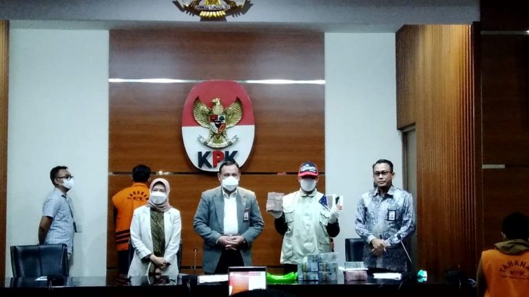 Bupati Bogor Terjerat Kasus Suap, KPK Sita Uang Rp 1 Miliar