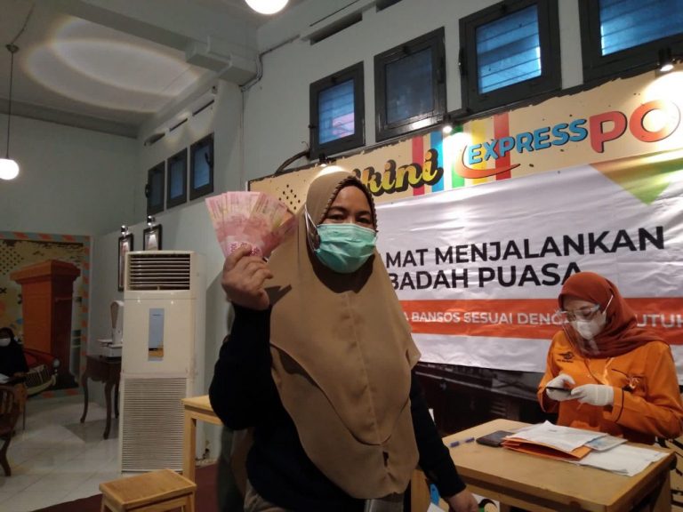 Lebih Baik Dapat Bantuan atau Harga Minyak Turun?