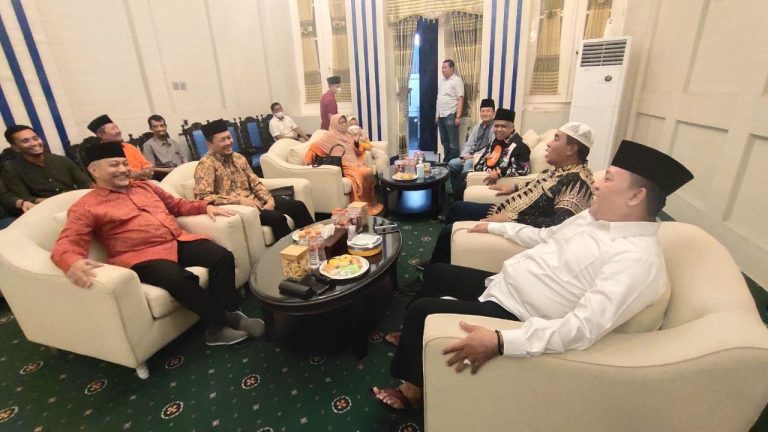 Kunjungi Bupati Sampang, Presiden PKS Dukung Dibentuknya Desa Wisata, Kuatkan Program Pemberdayaan Rakyat