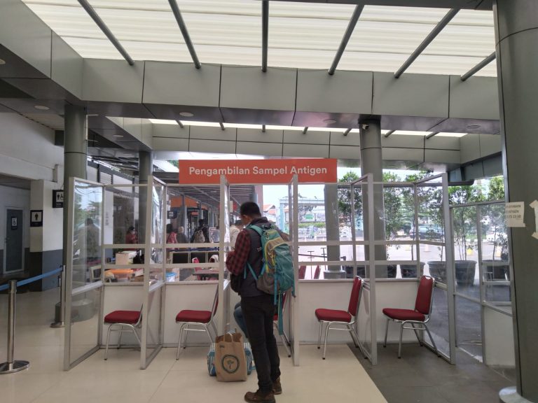 Penumpang KA Jarak Jauh Keberangkatan Stasiun Gambir Dan Pasar Senen Yang Sudah Vaksin Kedua Tak Perlu Antigen