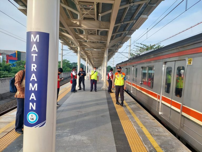 Stasiun Matraman Resmi Beroperasi Hari Ini