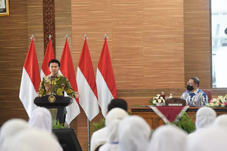 Wagub Emil Tutup Kegiatan Latsar CPNS Golongan III 2022 di Malang