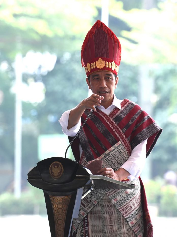 Presiden Jokowi saat acara Peringatan Hari Keluarga Nasional (Harganas) ke-29 Tahun 2022 yang digelar di Lapangan Merdeka, Kota Medan, Sumatra Utara (07/07/22) (Foto: Kris - Biro Pers Sekretariat Presiden)