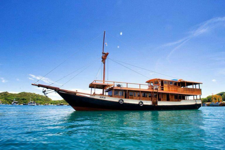Kapal Wisata Tak Berizin Dilarang Berlayar di Labuan Bajo