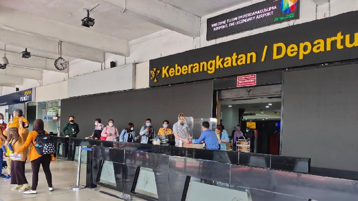 Bandara Halim Buka Lagi