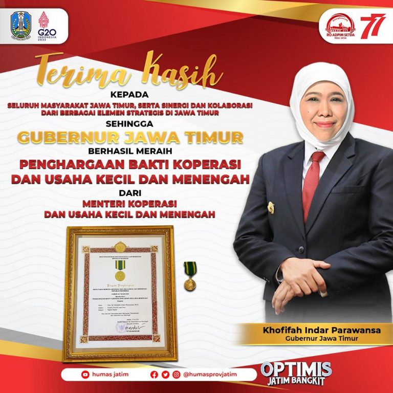 Gubernur Jatim Raih Penghargaan Jasa Bakti Koperasi dan Usaha Kecil Menengah Tahun 2022