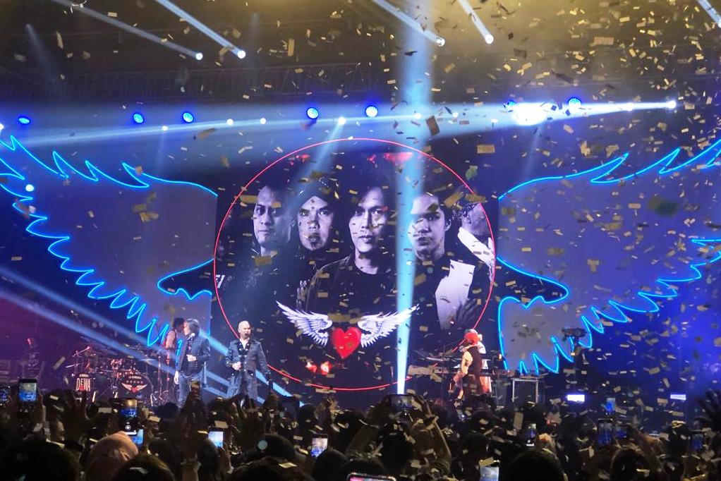 Konser Dewa 19