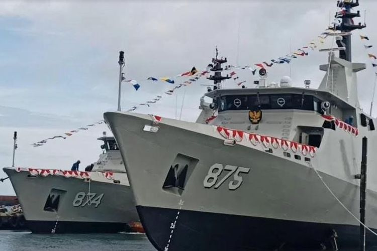 KRI Dorang-874 dan KRI Bawal-875