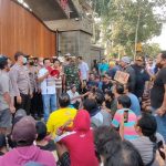 Padepokan Gus Samsudin Ditutup Usai Didemo Warga.