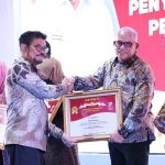 Pemerintah Indonesia Dapat Penghargaan Swasembada Beras Internasional
