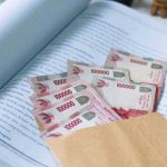 Perbedaan Gaji dan Upah, Pengertian serta Jenis-jenisnya.