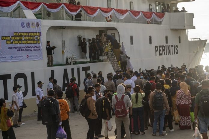 Kemenhub Luncurkan Kapal Perintis KM Sabuk Nusantara 89 Rute Sulteng-Kalimantan