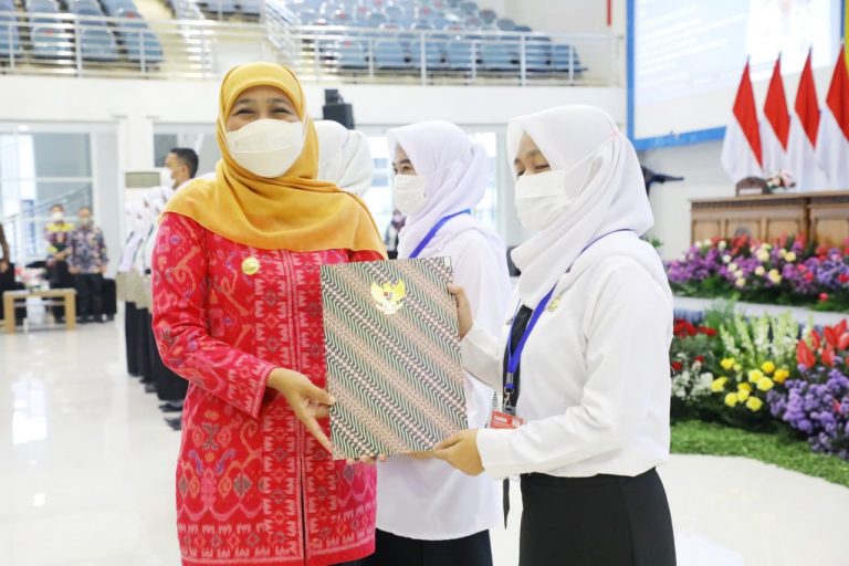 Gubernur Khofifah Intruksikan Bentuk Satgas Perlindungan Siswa di Sekolah