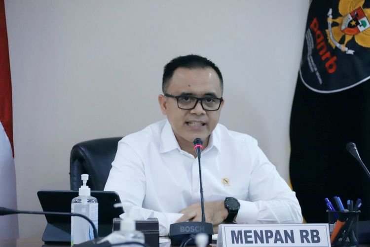 MenPAN-RB: Lebih dari Sejuta Honorer dan Nakes Diangkat PPPK pada 2022